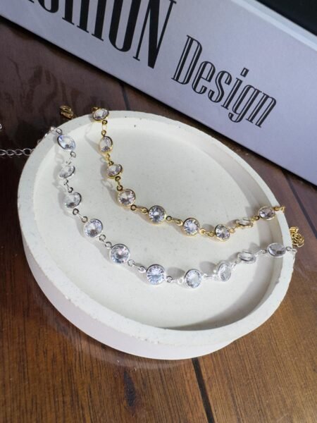 Pulseira de Zircônias Redondas Banhadas.