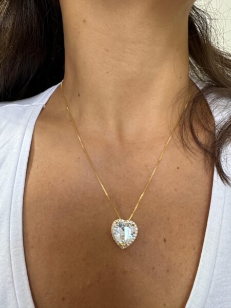 Colar com Coração em Zircônias Banho de Ouro 18K