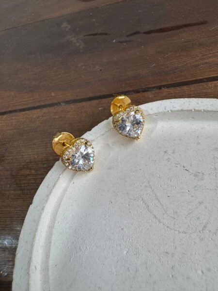 Brinco de Coração em Zircônia Banho de Ouro 18K